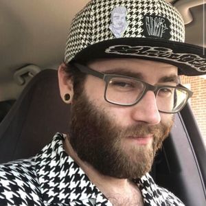 Meet your Posher, Justin